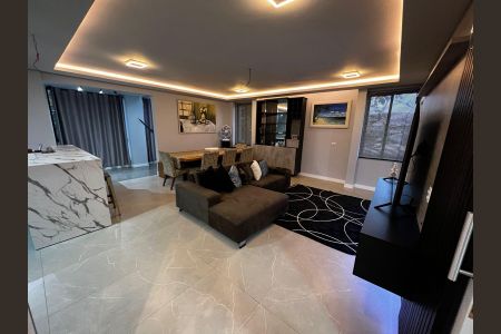 4_photo/94dce26af7.73f3c7e6ed29b315-ATLAS-a0fde6dc-dbab-4091-93fa-9aba39f8f03d.jpg de casa à venda com 5 quartos, 280m² em Cidade Industrial de Curitiba, Curitiba