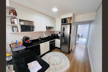 9_photo/94dce26bc5.671b3960e7484b54-ATLAS-6e36c6cb-fe4e-4191-bbc6-3ead2b2ac655.jpg de casa à venda com 3 quartos, 70m² em Cidade Industrial de Curitiba, Curitiba