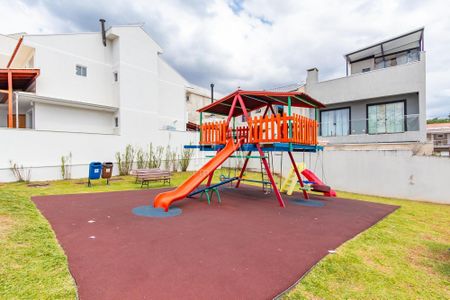 6_photo/94dce26bd5.d9db676592f89be2-ATLAS-07b54e20-1f95-4340-8c32-eccf7e1604fd.jpg de casa à venda com 3 quartos, m² em Campo Comprido, Curitiba