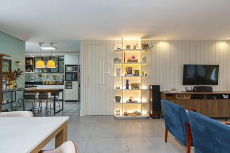 8_photo/94dce26bd5.d9db676592f89be2-ATLAS-da8646b9-6bf8-4ff0-975c-bcbff9268b85.jpg de casa à venda com 3 quartos, m² em Campo Comprido, Curitiba