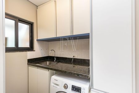 10_photo/94dce26bd5.d9db676592f89be2-ATLAS-e25f8e98-709a-4521-a9af-daee428fbac7.jpg de casa à venda com 3 quartos, m² em Campo Comprido, Curitiba