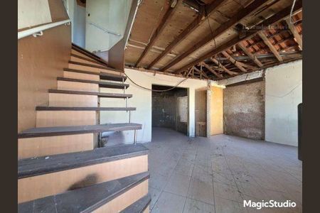 11_photo/94dce26c19.0524c8510f0f8401-ATLAS-106cc2d9-0100-4d8e-8fa5-7e4fa6db5bc5.jpg de casa à venda com 6 quartos, 270m² em Cidade Industrial de Curitiba, Curitiba