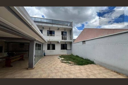 12_photo/94dce26c1f.e7c2de303a3ee9aa-ATLAS-82d56a3a-a0a5-4a2a-87fd-35f92dbb1f38.jpg de casa à venda com 3 quartos, 230m² em Cidade Industrial de Curitiba, Curitiba