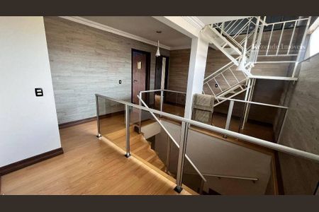 11_photo/94dce26c1f.e7c2de303a3ee9aa-ATLAS-e7281f5f-602c-406f-a1ae-bf06187571de.jpg de casa à venda com 3 quartos, 230m² em Cidade Industrial de Curitiba, Curitiba