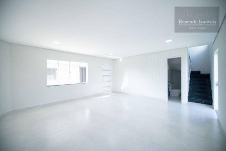 2_photo/94dce26c9d.3dea3cab82053bf3-ATLAS-0fea26f5-214c-407c-a254-0b4a34d736a3.jpg de casa à venda com 3 quartos, 121m² em Cidade Industrial de Curitiba, Curitiba