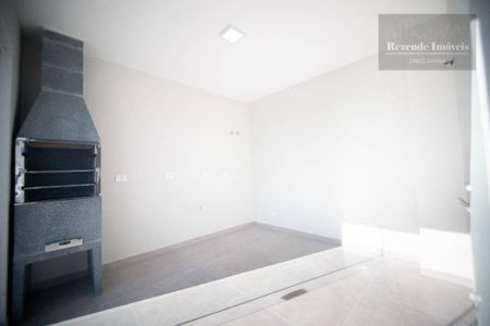 5_photo/94dce26c9d.3dea3cab82053bf3-ATLAS-3ee6140b-8e7a-48dc-aec2-5d738acaf60f.jpg de casa à venda com 3 quartos, 121m² em Cidade Industrial de Curitiba, Curitiba