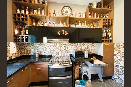 6_photo/94dce26cbf.f2c8c659ffa0a6bc-ATLAS-817e6fa8-be88-41f2-9c23-4bc44f42b026.jpg de casa à venda com 3 quartos, 366m² em Cidade Industrial de Curitiba, Curitiba