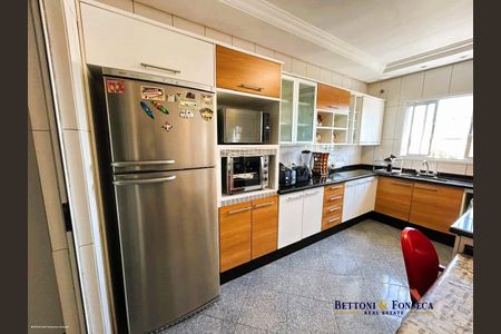 38_photo/94dce26cbf.f2c8c659ffa0a6bc-ATLAS-dfcbbcbc-6b03-430c-b7ff-6bfab61e8a13.jpg de casa à venda com 3 quartos, 366m² em Cidade Industrial de Curitiba, Curitiba