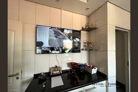 41_photo/94dce26cbf.f2c8c659ffa0a6bc-ATLAS-e3f7aea9-7d3d-4e5d-bee9-8d8e475c7da3.jpg de casa à venda com 3 quartos, 366m² em Cidade Industrial de Curitiba, Curitiba