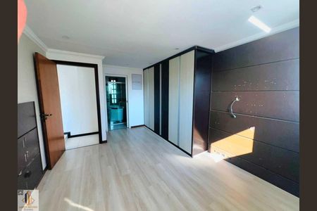 7_photo/94dce26cef.7a37549eceeba21f-ATLAS-32af2ff9-58ae-4a66-b78e-052482443dfe.jpg de casa para alugar com 4 quartos, 200m² em Cidade Industrial de Curitiba, Curitiba