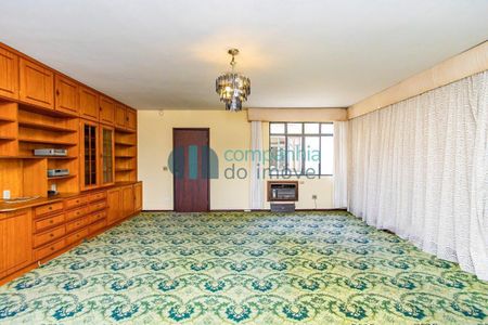 32_photo/94dce27561.9adbb3a8c64252cf-ATLAS-e48503f0-24d2-4471-b112-0f92bde7dd4e.jpg de casa à venda com 5 quartos, 495m² em Cidade Industrial de Curitiba, Curitiba