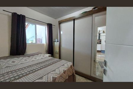 8_photo/94dce2796f.08798e92c4495a9b-ATLAS-eb7ca336-ef97-44fd-b5cf-e3284dac4b63.jpg de casa à venda com 3 quartos, 76m² em Cidade Industrial de Curitiba, Curitiba