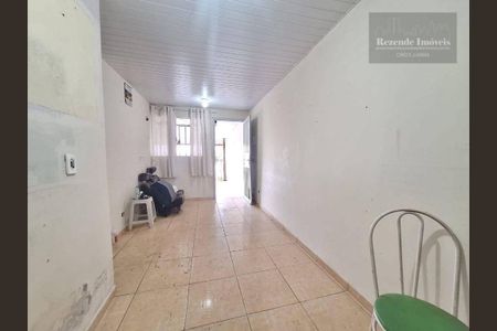 5_photo/94dce27be1.bc41ed4bcef1f889-ATLAS-65371d0a-3efa-4e9d-b235-394cbd12e1c2.jpg de casa à venda com 2 quartos, 70m² em Cidade Industrial de Curitiba, Curitiba