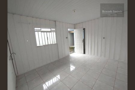 7_photo/94dce27c0f.42fc04046762a4be-ATLAS-e89a2ba7-4085-453b-b0d2-7c76d6e3e862.jpg de casa para alugar com 1 quarto, 40m² em Cidade Industrial de Curitiba, Curitiba
