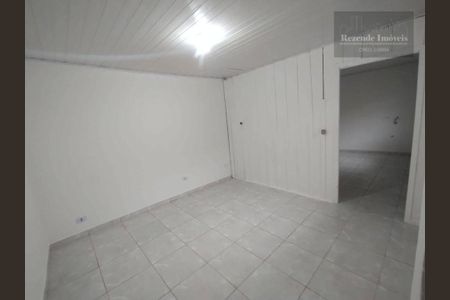 8_photo/94dce27c0f.42fc04046762a4be-ATLAS-e8c781fc-a8f6-4dc3-92b4-2042964cb1be.jpg de casa para alugar com 1 quarto, 40m² em Cidade Industrial de Curitiba, Curitiba