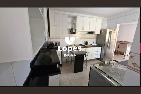 8_photo/94dce27c27.7954feb32d1ae247-ATLAS-6870131a-7a1e-4b3d-b56a-dbe89e64b298.jpg de casa à venda com 3 quartos, 160m² em Augusta, Curitiba