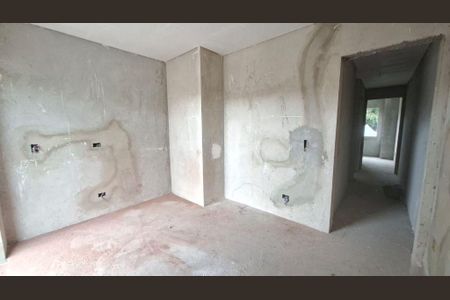 14_photo/94dce27c3b.59b9fa3339c8dcb8-ATLAS-93ece432-fb29-409b-9c1a-642591c5da49.jpg de casa à venda com 3 quartos, 82m² em Cidade Industrial de Curitiba, Curitiba