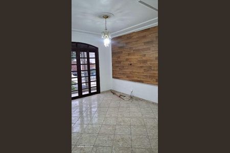 5_photo/94dce27eb9.88dcffa138285222-ATLAS-92c395fd-ae0b-46fc-abdb-563c7cbb1eec.jpg de casa à venda com 3 quartos, 230m² em Cidade Industrial de Curitiba, Curitiba