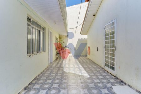 4_photo/94dce2893f.92bd7eb76981e119-ATLAS-2b447d61-b128-46c3-acae-67de2723f7aa.jpg de casa à venda com 3 quartos, 85m² em Cidade Industrial de Curitiba, Curitiba