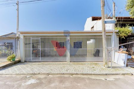 27_photo/94dce2893f.92bd7eb76981e119-ATLAS-c92abc04-bd21-47fd-8d58-01096eebe07c.jpg de casa à venda com 3 quartos, 85m² em Cidade Industrial de Curitiba, Curitiba