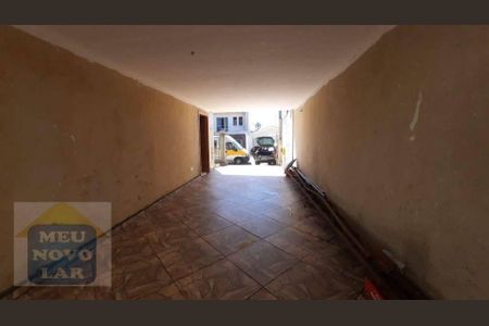 11_photo/94dce28a09.c27bb358fc36071b-ATLAS-24782a27-3e4e-407d-8ed1-97dd5fe57e0f.jpg de casa à venda com 2 quartos, 230m² em Cidade Industrial de Curitiba, Curitiba