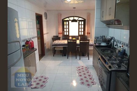 12_photo/94dce28ab3.da84c251dc14712f-ATLAS-473ef9b2-e072-4485-881e-c1146c6162f5.jpg de casa à venda com 2 quartos, 180m² em Cidade Industrial de Curitiba, Curitiba