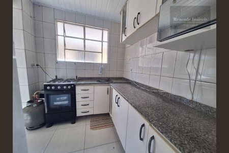 12_photo/94dce28ae9.43ee8aff735ec696-ATLAS-694d0f04-4b6d-4d22-b9bb-bd24cfd45919.jpg de apartamento à venda com 3 quartos, 43m² em Cidade Industrial de Curitiba, Curitiba