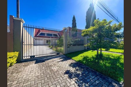 8_photo/94dce28cef.7e2ea02b9085bf9d-ATLAS-d314874d-0c08-4cf8-a9be-326b34df1e0f.jpg de casa à venda com 4 quartos, 240m² em Cidade Industrial de Curitiba, Curitiba