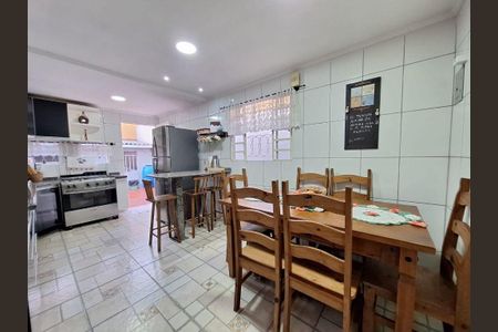 9_photo/94dce28e1b.1e9d1ba85beb8478-ATLAS-9aac00a3-d706-49b0-9721-774b472bb8f7.jpg de casa à venda com 3 quartos, 123m² em Cidade Industrial de Curitiba, Curitiba