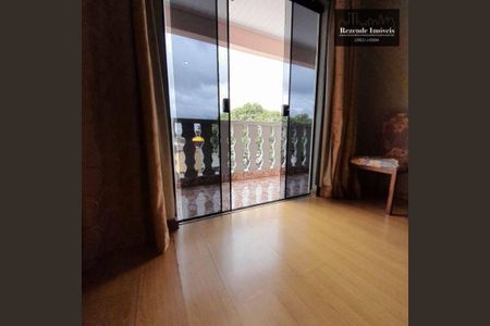 8_photo/94dce28e39.eafb494dd3d3e947-ATLAS-2bde8d9c-ef27-4f6a-b00a-e292df344077.jpg de casa à venda com 3 quartos, 350m² em Cidade Industrial de Curitiba, Curitiba