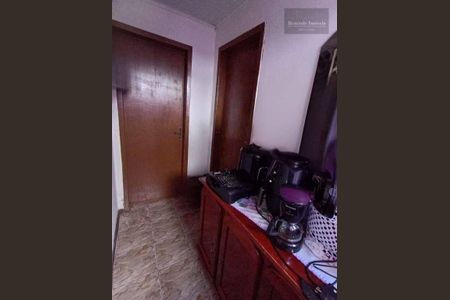 16_photo/94dce290f1.8b76a0cab653c8d9-ATLAS-eb96b793-b2eb-44f4-af4e-708a4ffb2b47.jpg de casa à venda com 4 quartos, 90m² em Cidade Industrial de Curitiba, Curitiba