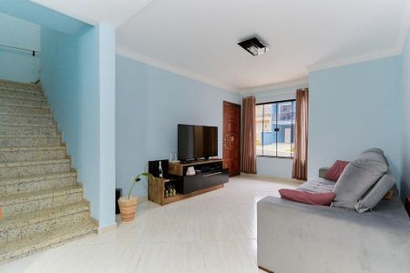 12_photo/94dce2910b.ed4f9904fc8225d3-ATLAS-2a1d1519-78c4-4c4e-9819-2ccad06e0191.jpg de casa à venda com 3 quartos, 180m² em Cidade Industrial de Curitiba, Curitiba