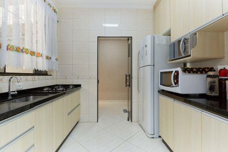 7_photo/94dce2910b.ed4f9904fc8225d3-ATLAS-659e4097-998e-404e-90a8-2e91849108e6.jpg de casa à venda com 3 quartos, 180m² em Cidade Industrial de Curitiba, Curitiba