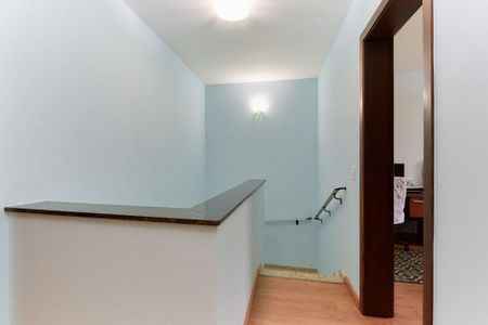 17_photo/94dce2910b.ed4f9904fc8225d3-ATLAS-8ec49cc0-0dd1-4e6a-9c4d-14ec459699c9.jpg de casa à venda com 3 quartos, 180m² em Cidade Industrial de Curitiba, Curitiba