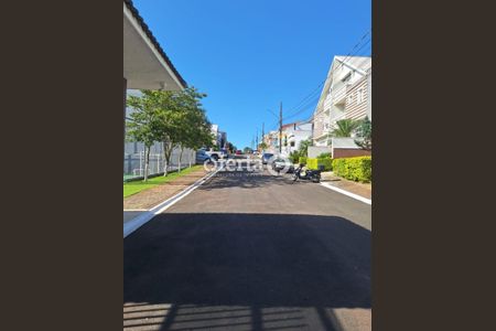 25_photo/94dce291b5.8a00a68238a6a06b-ATLAS-099f234f-76e3-4f82-8e6e-3d92d04e5848.jpg de casa à venda com 3 quartos, 150m² em Cidade Industrial de Curitiba, Curitiba