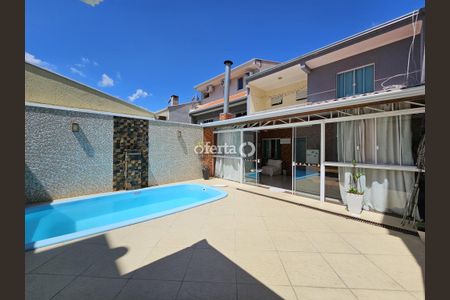 8_photo/94dce291cb.8a00a68238a6a06b-ATLAS-040f343b-98bd-47fe-a4ba-49bf1a778e5a.jpg de casa à venda com 3 quartos, 150m² em Cidade Industrial de Curitiba, Curitiba