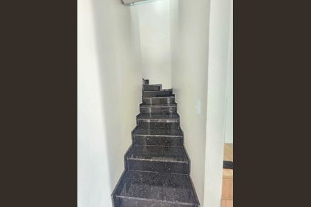 27_photo/94dce29257.7a37549eceeba21f-ATLAS-4cbb7ff8-0e8a-483a-8120-9ad88a8bf51b.jpg de casa à venda com 3 quartos, 83m² em Cidade Industrial de Curitiba, Curitiba