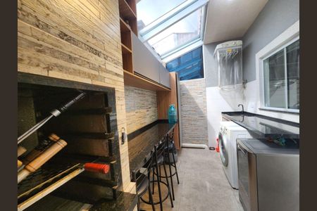 24_photo/94dce29257.7a37549eceeba21f-ATLAS-dd3acb5e-380a-4fb9-9cc1-a7b50cc226e3.jpg de casa à venda com 3 quartos, 83m² em Cidade Industrial de Curitiba, Curitiba