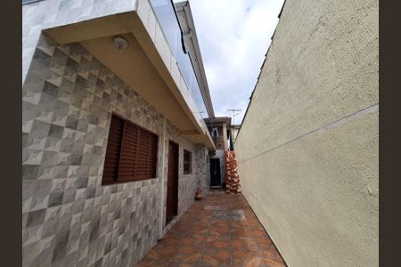 3_photo/94dce29259.31fa6799cfd26a89-ATLAS-4638c1e6-9375-41cb-a32b-1c3fa3b070a2.jpg de casa à venda com 7 quartos, 250m² em Cidade Industrial de Curitiba, Curitiba