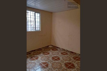 6_photo/94dce29311.94e773795addef79-ATLAS-7d8f9d7a-b91a-40bb-92cc-37d01d1e384d.jpg de casa à venda com 5 quartos, 110m² em Cidade Industrial de Curitiba, Curitiba