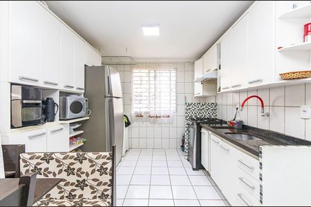 24_photo/94dce295e7.da5cc62db17fbeb0-ATLAS-cf87d5be-aaee-4681-99c0-f4e29d6ed997.jpg de apartamento à venda com 2 quartos, 44m² em Cidade Industrial de Curitiba, Curitiba