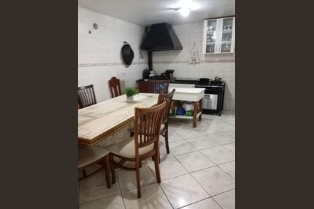 25_photo/94dce29607.df2406aa61ba3211-ATLAS-7f9c31e5-3499-45c9-8537-ce0c6db98773.jpg de casa à venda com 3 quartos, 230m² em Cidade Industrial de Curitiba, Curitiba