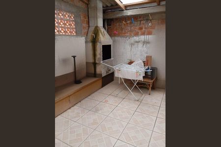 3_photo/94dce29607.df2406aa61ba3211-ATLAS-dc22d2a1-8b8a-4151-bbc3-8fe58508be1c.jpg de casa à venda com 3 quartos, 230m² em Cidade Industrial de Curitiba, Curitiba