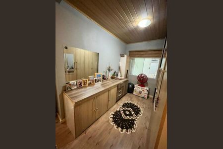 11_photo/94dce29727.811cb913c3dcb5cc-ATLAS-79418e5b-1362-4a03-b8df-2e0bb2cf1be0.jpg de casa à venda com 6 quartos, 210m² em Cidade Industrial de Curitiba, Curitiba