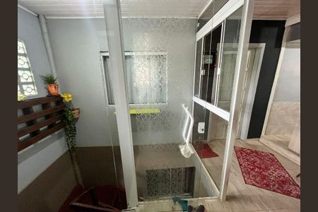 17_photo/94dce29727.811cb913c3dcb5cc-ATLAS-b2ea8c18-52e2-4883-84d4-c6437f0dcc06.jpg de casa à venda com 6 quartos, 210m² em Cidade Industrial de Curitiba, Curitiba