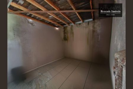 14_photo/94dce29a45.d3a63920a90825f0-ATLAS-8c0074af-60be-4e1f-843c-c1a875ebee44.jpg de casa à venda com 6 quartos, 240m² em Cidade Industrial de Curitiba, Curitiba