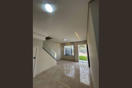 11_photo/94dce2b8d5.0f81dd1a9a4f6ffb-ATLAS-d286bcd5-3d51-408d-a202-17427f65893f.jpg de casa à venda com 3 quartos, 80m² em Cidade Industrial de Curitiba, Curitiba