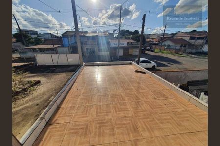 4_photo/94dce2bb23.79de72fcaca9ad7e-ATLAS-8d125856-2ac5-40be-85c2-6a9c3a5fd0e2.jpg de casa à venda com 2 quartos, 90m² em São Miguel, Curitiba