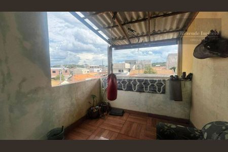 17_photo/94dce2bb2f.d59bc6a7daec01b2-ATLAS-c8623b04-6cd3-4af9-bdde-eca2b145f58a.jpg de casa à venda com 4 quartos, 150m² em São Miguel, Curitiba