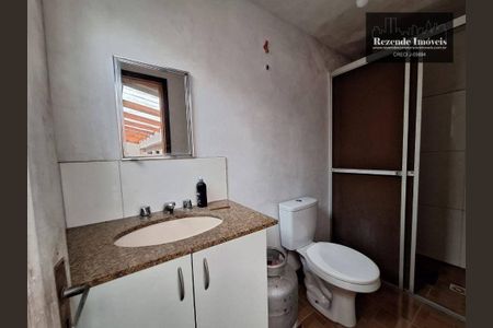 6_photo/94dce2be67.9d68bac58cf1bd21-ATLAS-2677881e-fea6-4a28-8e4c-e68b8a4eef02.jpg de casa à venda com 3 quartos, 155m² em Cidade Industrial de Curitiba, Curitiba